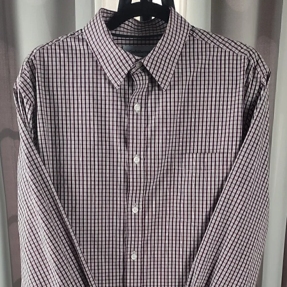 Croft & Barrow Cotton Blend Burgundy & White Checkered Button-Down Shirt. Size L